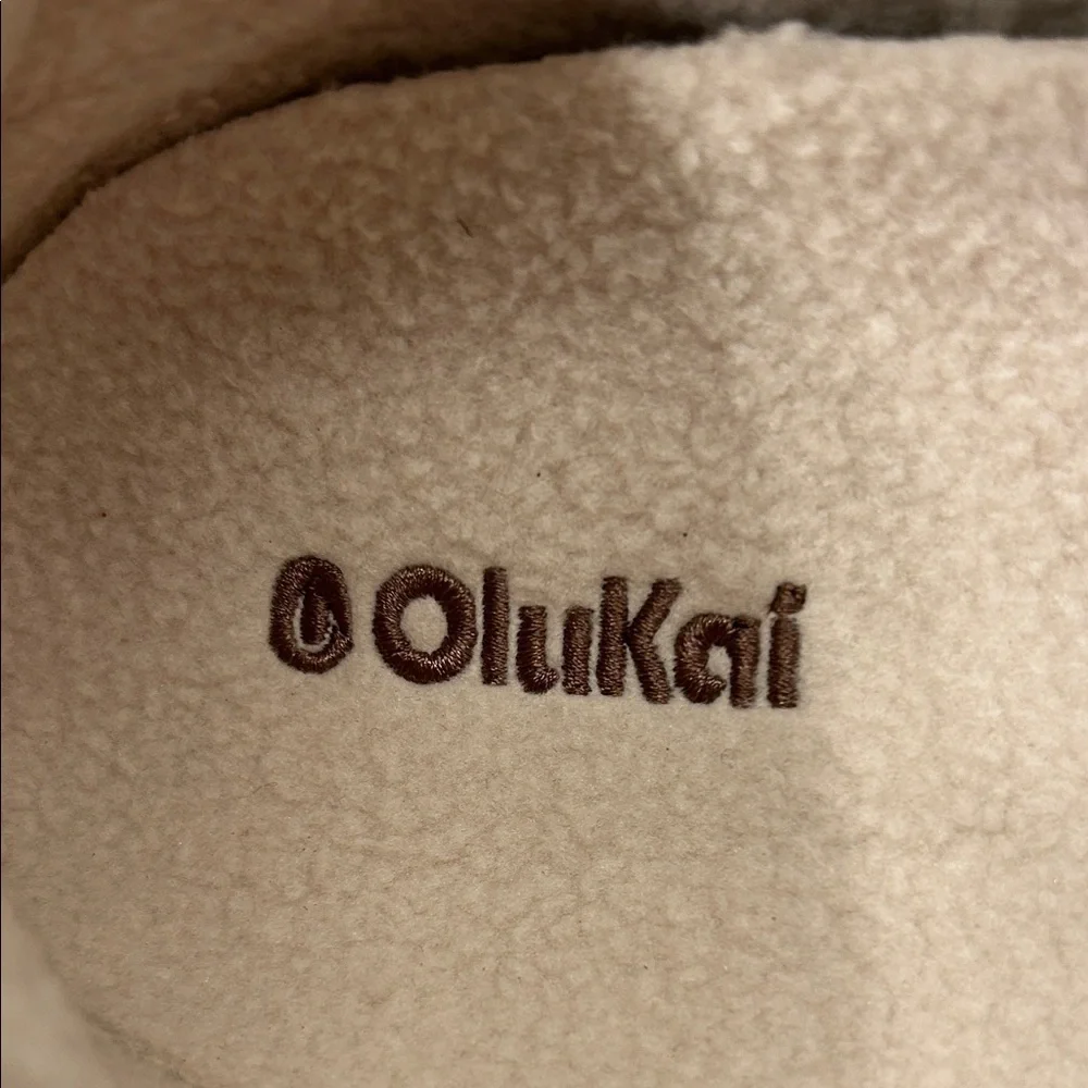 OluKai Puku'i Slipper Toffee Quilted Slippers with Cream Lining Men’s 13 NWT